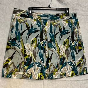 Liz Golf skort - tropical blue and green print
size 16